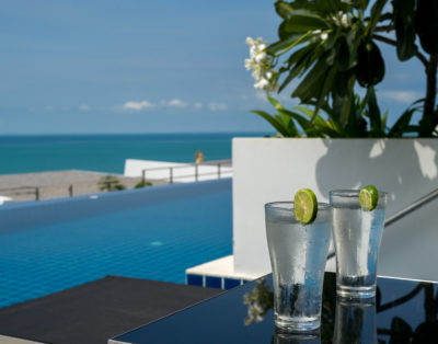 UniQue De Luxe Sea View  Apartment C – 2 bedrooms – Direct pool access